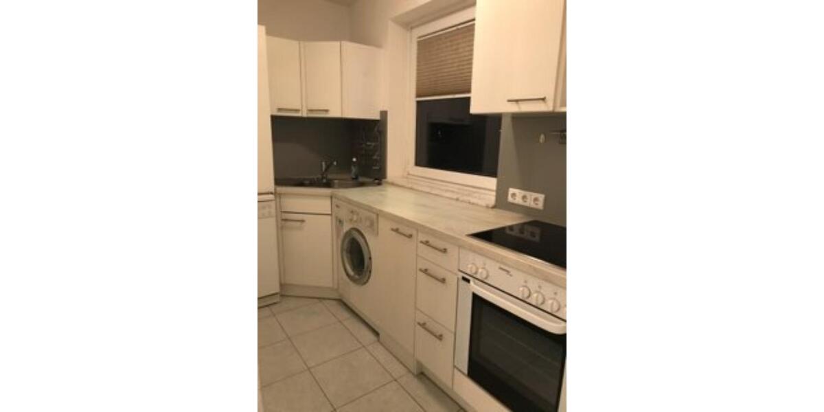 Sonniges möbliertes 1-Zimmer Studio mit Blick über HG Gonzenheim 1 zimmer