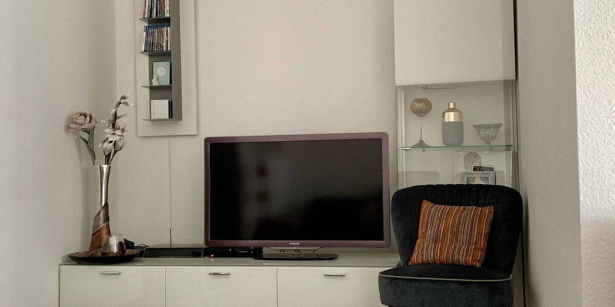 Etagenwohnung Frankfurt Nied - 3 Zimmer, 80 m&sup2;, 1.300&euro; | Angebot:26433990