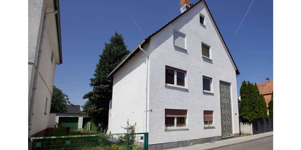 Einfamilienhaus Darmstadt Arheilgen - 9 Zimmer, 233 m&sup2;, 550.000&euro; | Angebot:25435633