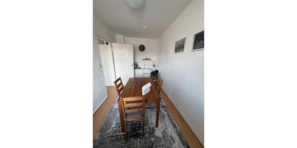 Ohne Makler-PRIVAT (leer stehend) Schöne Wohnung in Eschersheim 3 zimmer