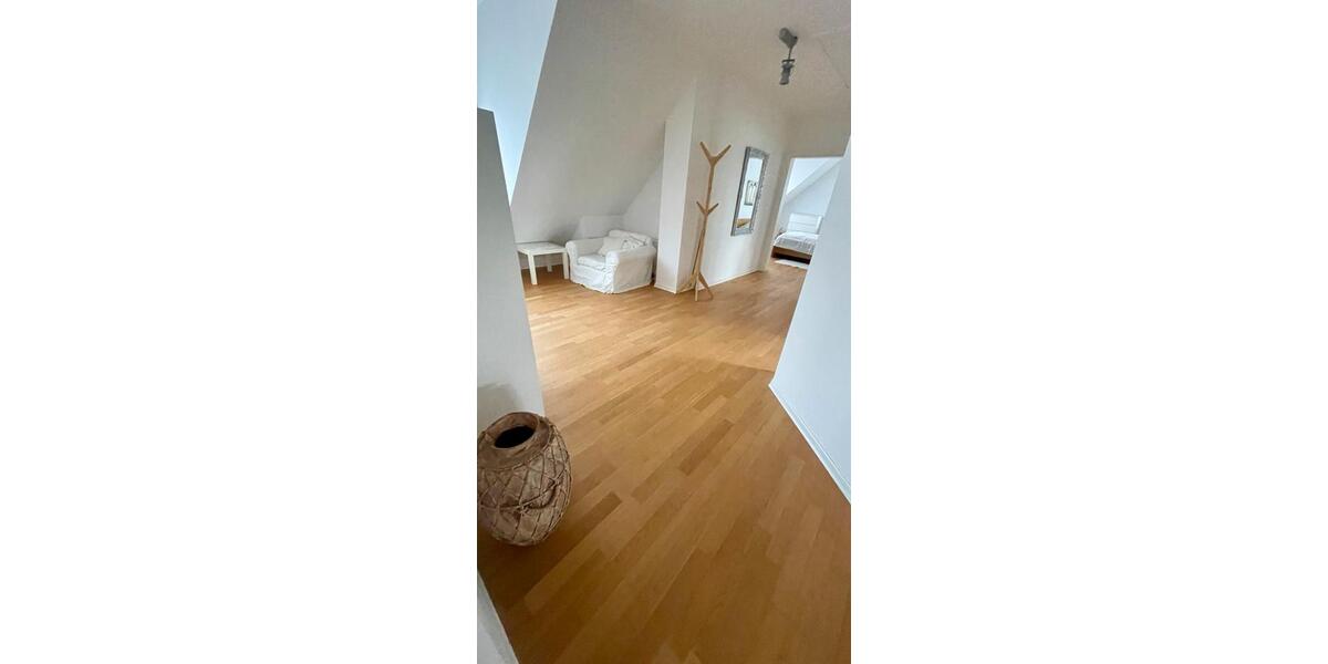 Dachgeschoßwohnung Langen (Hessen) - 3 Zimmer, 110 m&sup2;, 1.530&euro; | Angebot:25570232