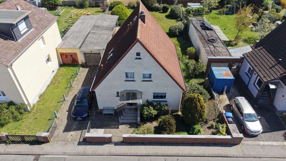 Einfamilienhaus Weiterstadt - 5 Zimmer, 120 m&sup2;, 550.000&euro; | Angebot:27087411