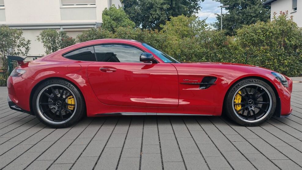 Mercedes-Benz AMG GT R 21.640 km 129.999 € Frankfurt am/Main 60389