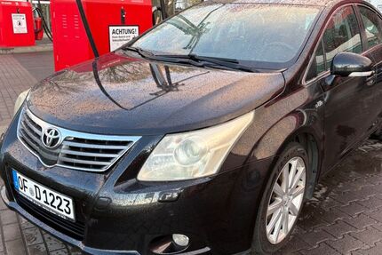 Toyota Avensis 230.000 km 4.200 &euro; Offenbach 63071