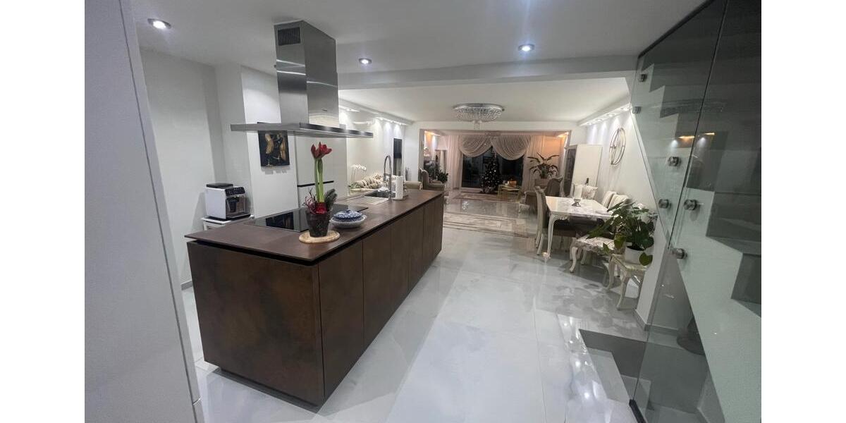 Reihenhaus Frankfurt am Main Mitte-West - 4 Zimmer, 106 m&sup2;, 735.000&euro; | Angebot:25740705