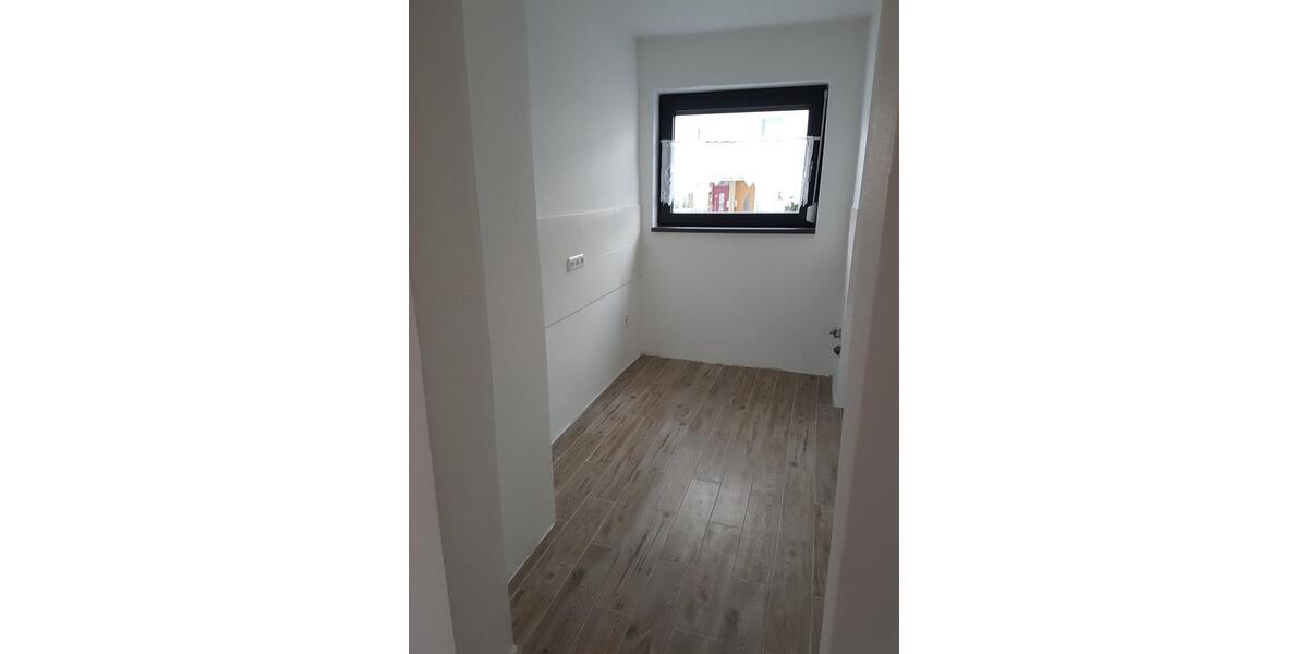 Reihenhaus Frankfurt am Main Mitte-West - 5 Zimmer, 83 m&sup2;, 599.000&euro; | Angebot:27164567