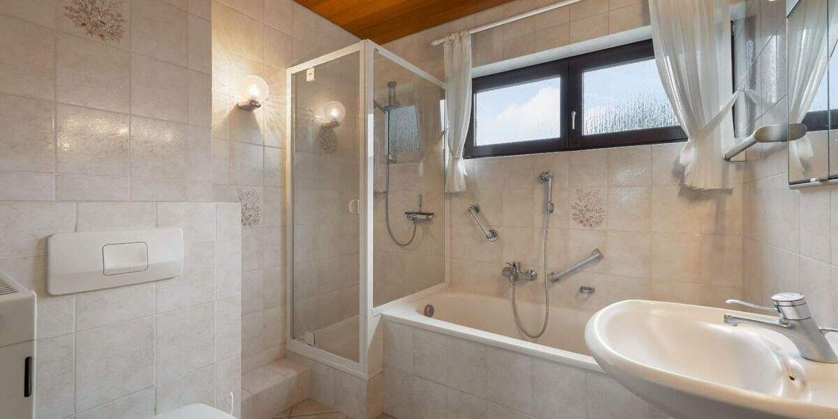 Reihenendhaus Schwalbach am Taunus - 4 Zimmer, 125 m&sup2;, 576.000&euro; | Angebot:25277268