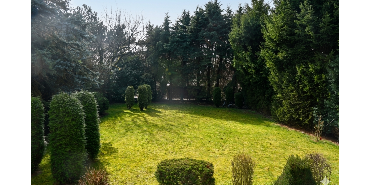 **RESERVIERT** Attraktives großzügiges Zweifamilienhaus im Bauhausstil in Darmstadt-Arheilgen - Zweifamilienhaus Darmstadt-Arheilgen Darmstadt/Vororte | Angebot:25099546