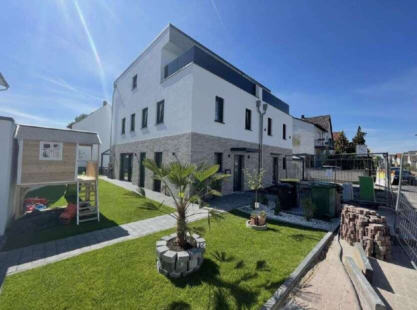 Haus zum Kaufen in Erlensee 654.000 € 160 m²