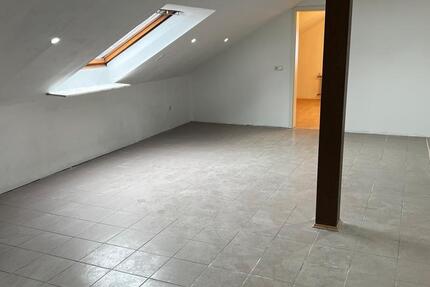 Dachgeschosswohnung 2 Zimmer 2 zimmer