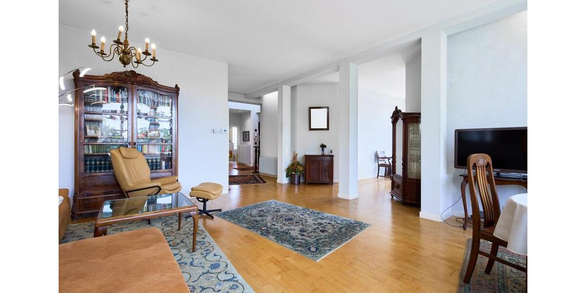 Loft-Wohnung, 192 m², 4 großzügige Zimmer, 120 qm Dachgarten 4 zimmer