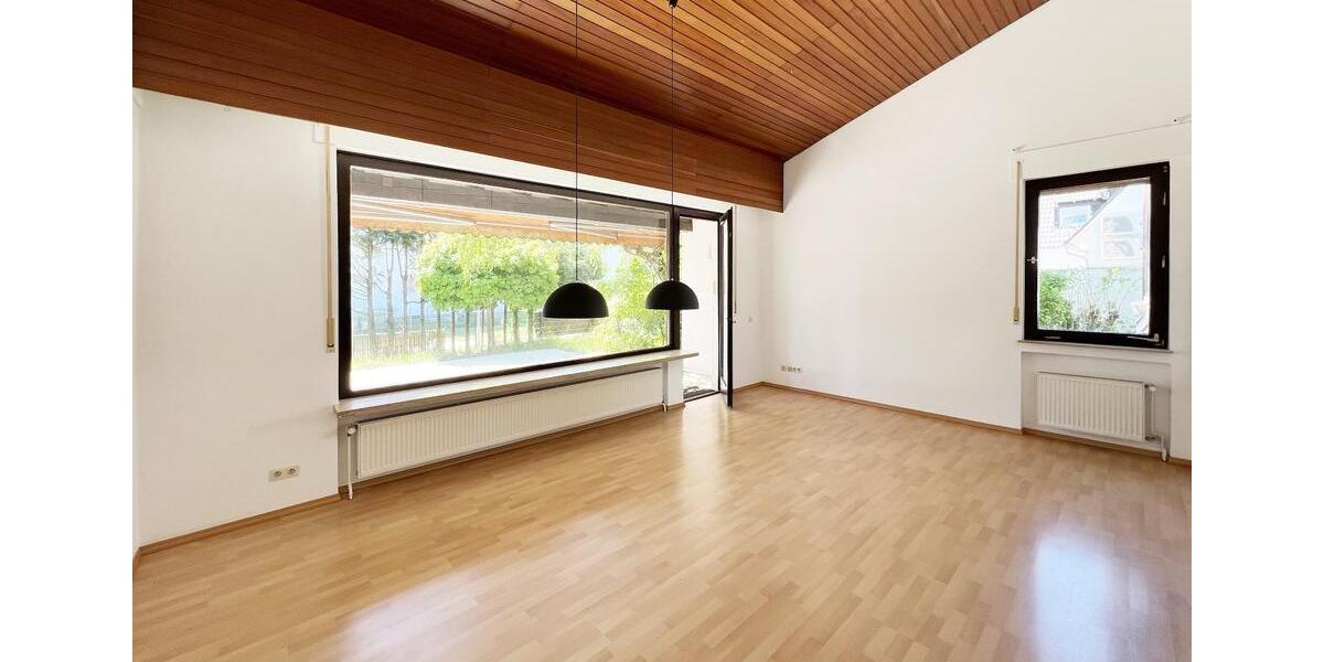 Einfamilienhaus Babenhausen - 7 Zimmer, 210 m&sup2;, 595.000&euro; | Angebot:27132321