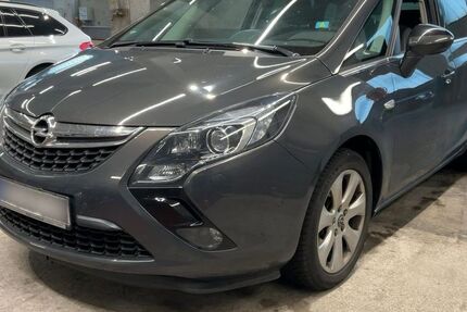 Opel Zafira 134.000 km 8.990 &euro; Frankfurt am Main 65933
