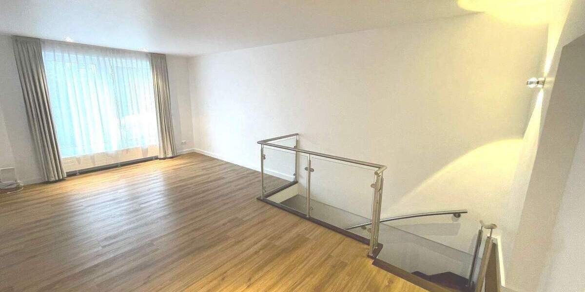Etagenwohnung Frankfurt am Main Nordend-West - 2 Zimmer, 67 m&sup2;, 1.400&euro; | Angebot:26017111