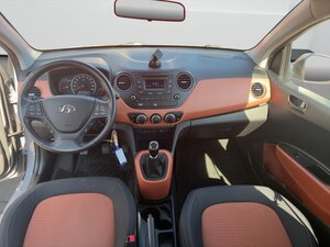 Hyundai i10 Intro Edition*SHZ*Klima*Alu*Bluetooth*1.Hand 68.200 km 7.970 &euro; Nidderau 61130