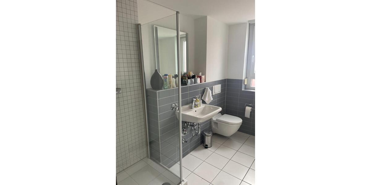 Einfamilienhaus Frankfurt am Main Gutleutviertel - 4 Zimmer, 141 m&sup2;, 2.900&euro; | Angebot:25613825