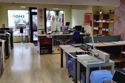 Attraktives Ladenlokal in Bad Vilbel – vielseitig nutzbar, mit Schaufensterfront & Stammkundschaft zimmer