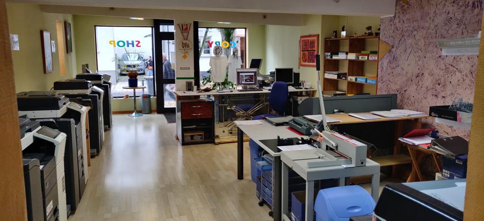 Attraktives Ladenlokal in Bad Vilbel – vielseitig nutzbar, mit Schaufensterfront & Stammkundschaft zimmer