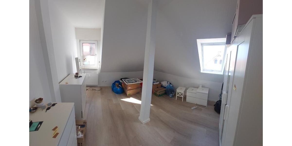 Dachgeschoßwohnung Frankfurt am Main Schwanheim - 2.5 Zimmer, 73 m&sup2;, 925&euro; | Angebot:26052018