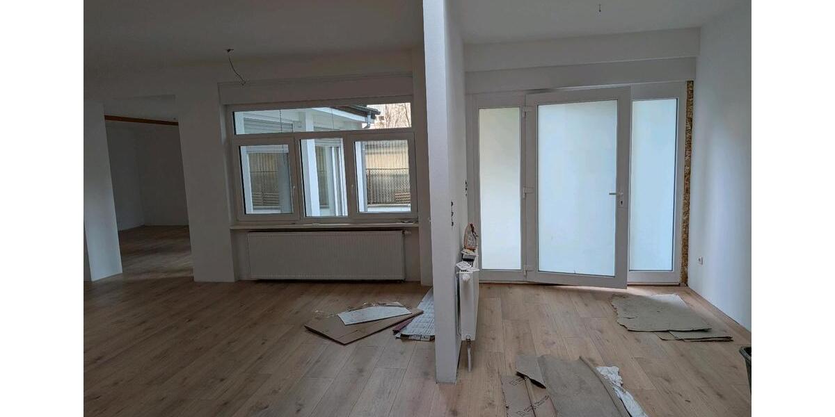 Etagenwohnung Frankfurt am Main Nord-West - 15 Zimmer, 1 m&sup2;, 1.855&euro; | Angebot:24549347