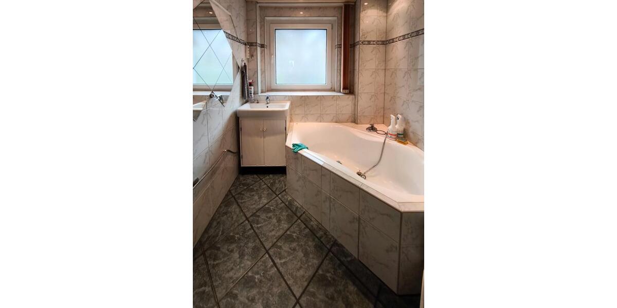 Etagenwohnung Frankfurt am Main Nord-West - 3 Zimmer, 88 m&sup2;, 1.350&euro; | Angebot:26130141