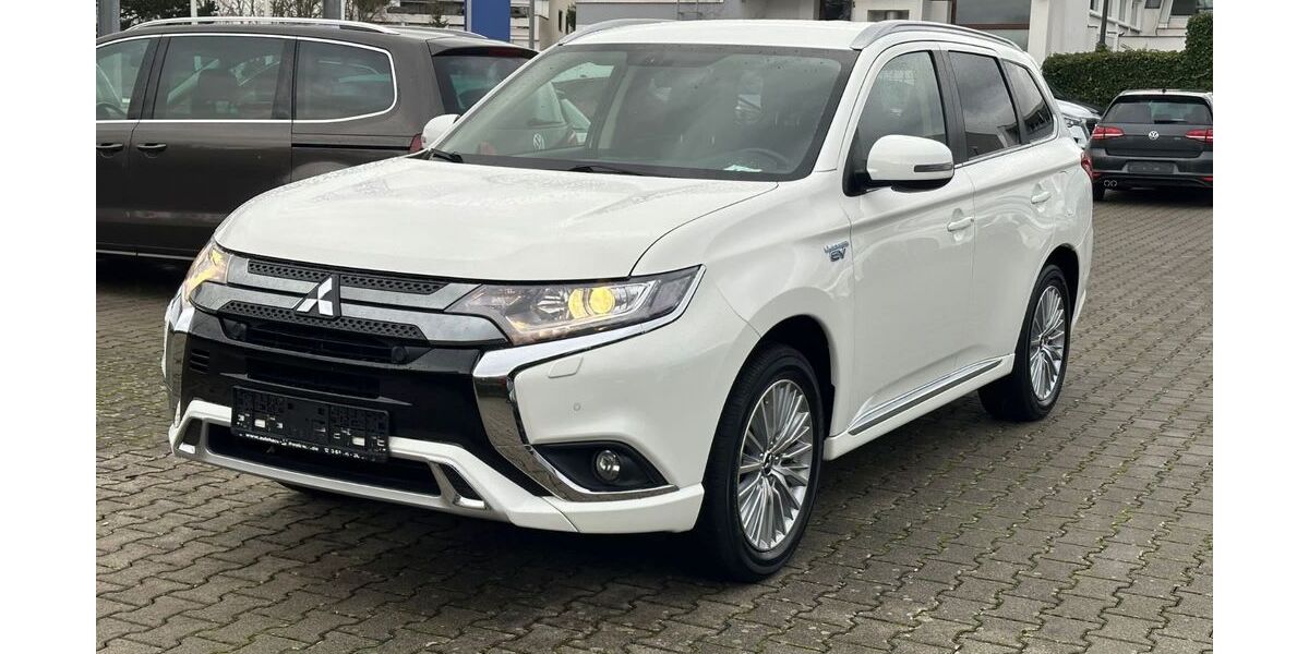 Mitsubishi Outlander 54.327 km 20.590 &euro; Kelkheim 65779