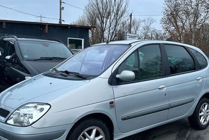 Renault Scenic 59.632 km 3.499 &euro; Frankfurt am Main 60486