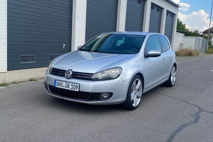 VW Golf 222.000 km 4.849 &euro; Schöneck 61137