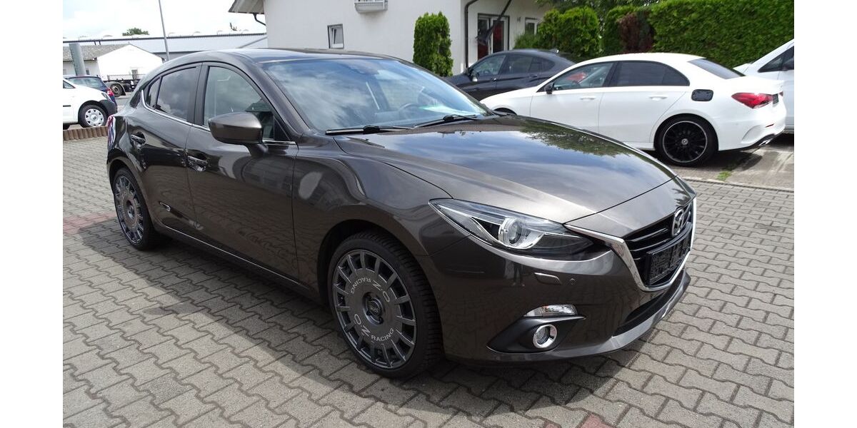 Mazda 3 42.691 km 14.390 &euro; Rodgau 63110