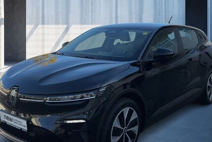Renault Megane E-TECH 16.790 km 24.770 &euro; Frankfurt / Main 60314