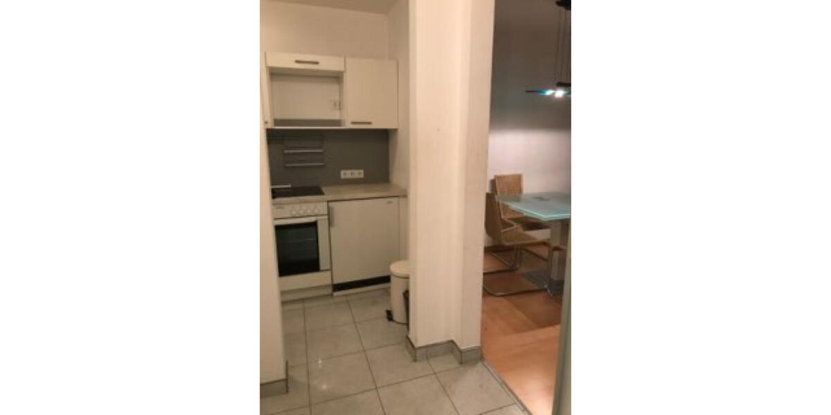 Sonniges möbliertes 1-Zimmer Studio mit Blick über HG Gonzenheim 1 zimmer