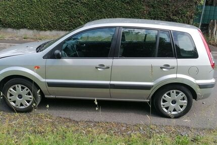 Ford Fusion 90.000 km 3.000 &euro; friedrichsdorf 61381