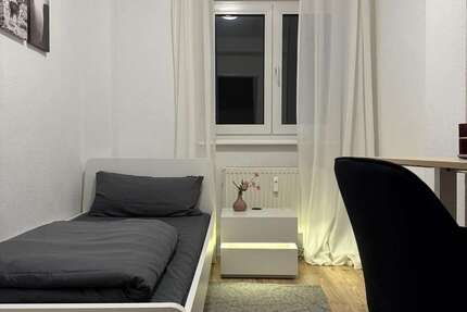 WG-Zimmer in Frankfurt 499 € 9 m² zimmer