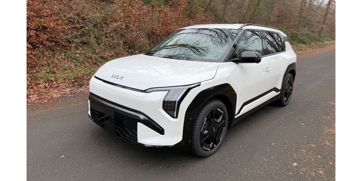 Kia EV3 8.500 km 37.249 € Kronberg 61476