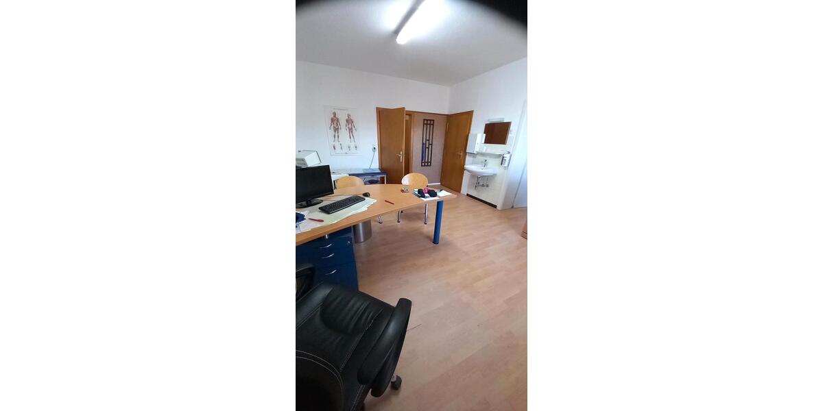 Etagenwohnung Hofheim am Taunus - 4 Zimmer, 88 m&sup2;, 1.320&euro; | Angebot:26677551