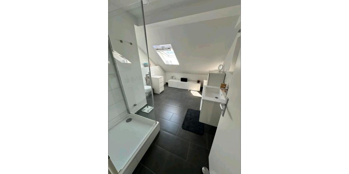 Dachgeschoßwohnung Frankfurt am Main Bornheim - 2 Zimmer, 57 m&sup2;, 1.511&euro; | Angebot:25701491