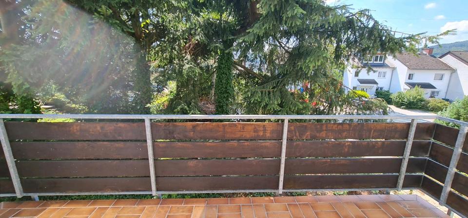 Einfamilienhaus Niedernhausen - 6 Zimmer, 155 m&sup2;, 3.000&euro; | Angebot:24980995