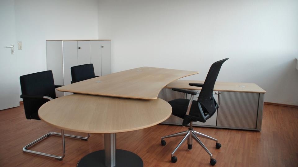 Gewerbeobjekt Steinbach (Taunus) - 499&euro; | Angebot:26416519