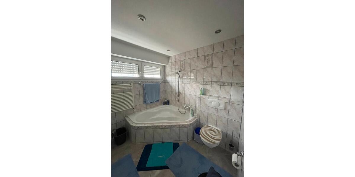 Etagenwohnung Kelkheim (Taunus) - 4 Zimmer, 90 m&sup2;, 385.000&euro; | Angebot:25330914