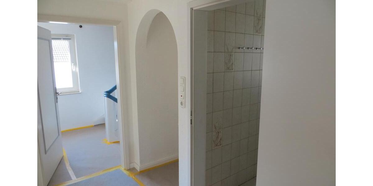 Etagenwohnung Hasselroth - 3 Zimmer, 95 m&sup2;, 890&euro; | Angebot:26493495
