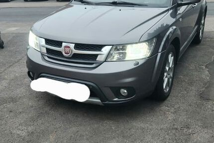 Fiat Freemont 168.000 km 7.400 &euro; Flörsheim 65439