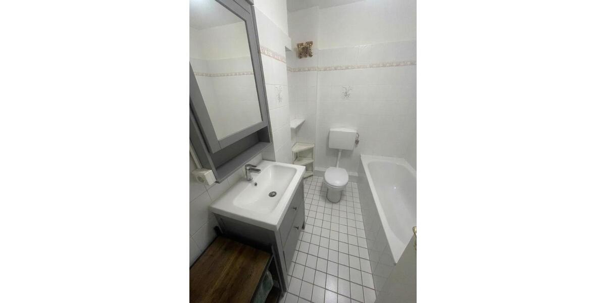 Etagenwohnung Frankfurt am Main Bonames - 3 Zimmer, 87 m&sup2;, 1.280&euro; | Angebot:26246327