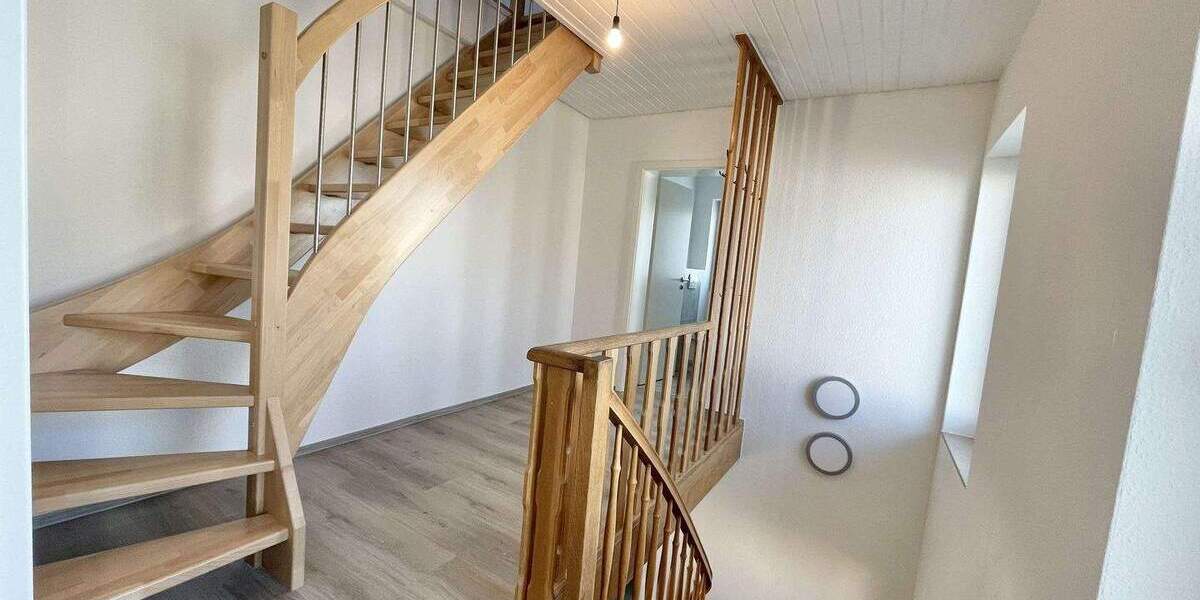 Einfamilienhaus Bad Homburg Ober-Erlenbach - 1 Zimmer, 322 m&sup2;, 3.400&euro; | Angebot:24762626