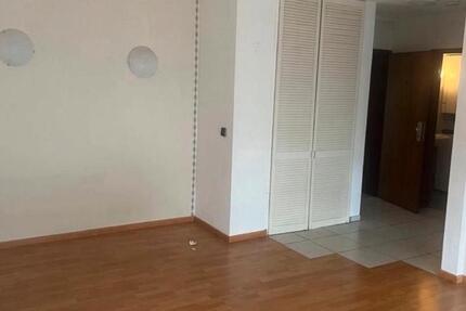 Zweizimmerwohnung in Rüsselsheim mit Garage 1 zimmer