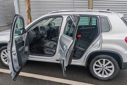 VW Tiguan 318.000 km 8.999 &euro; Frankfurt am/Main 60389