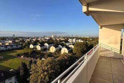 4-ZW mit großen Balkonen und Skyline Blick im 10. OG 4 zimmer