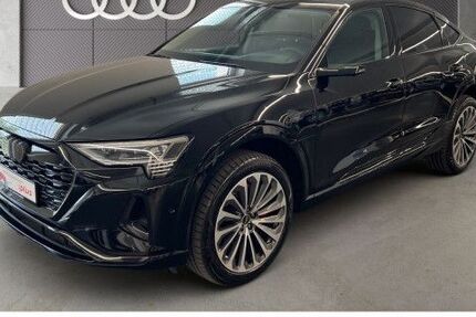 Audi Q8 7.061 km 56.850 &euro; Frankfurt am Main 60314