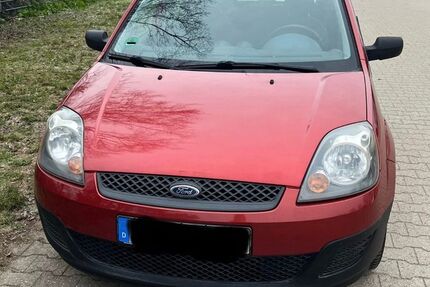Ford Fiesta 246.500 km 2.300 &euro; Darmstadt 64287