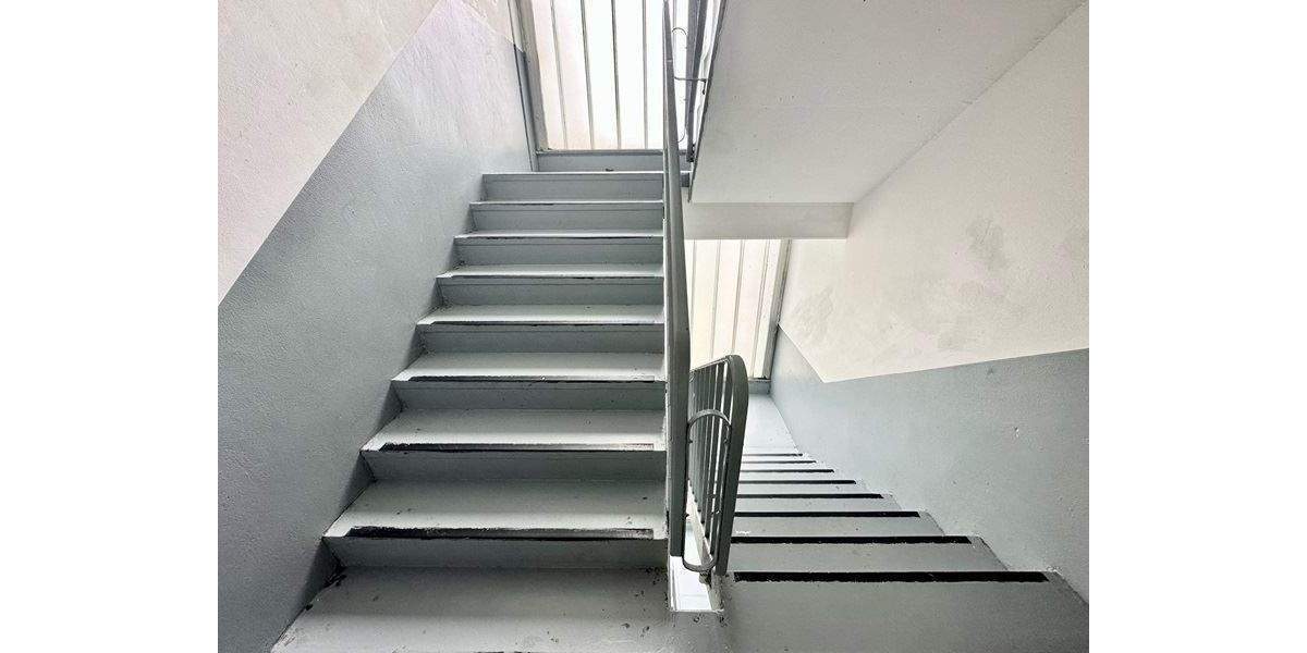 Etagenwohnung Dietzenbach - 4 Zimmer, 90 m&sup2;, 160.000&euro; | Angebot:25737575