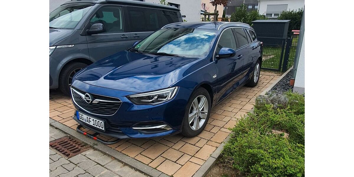 Opel Insignia 98.503 km 11.400 &euro; Rüsselsheim 65428